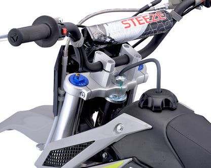 Thumpstar TSB140 schakel